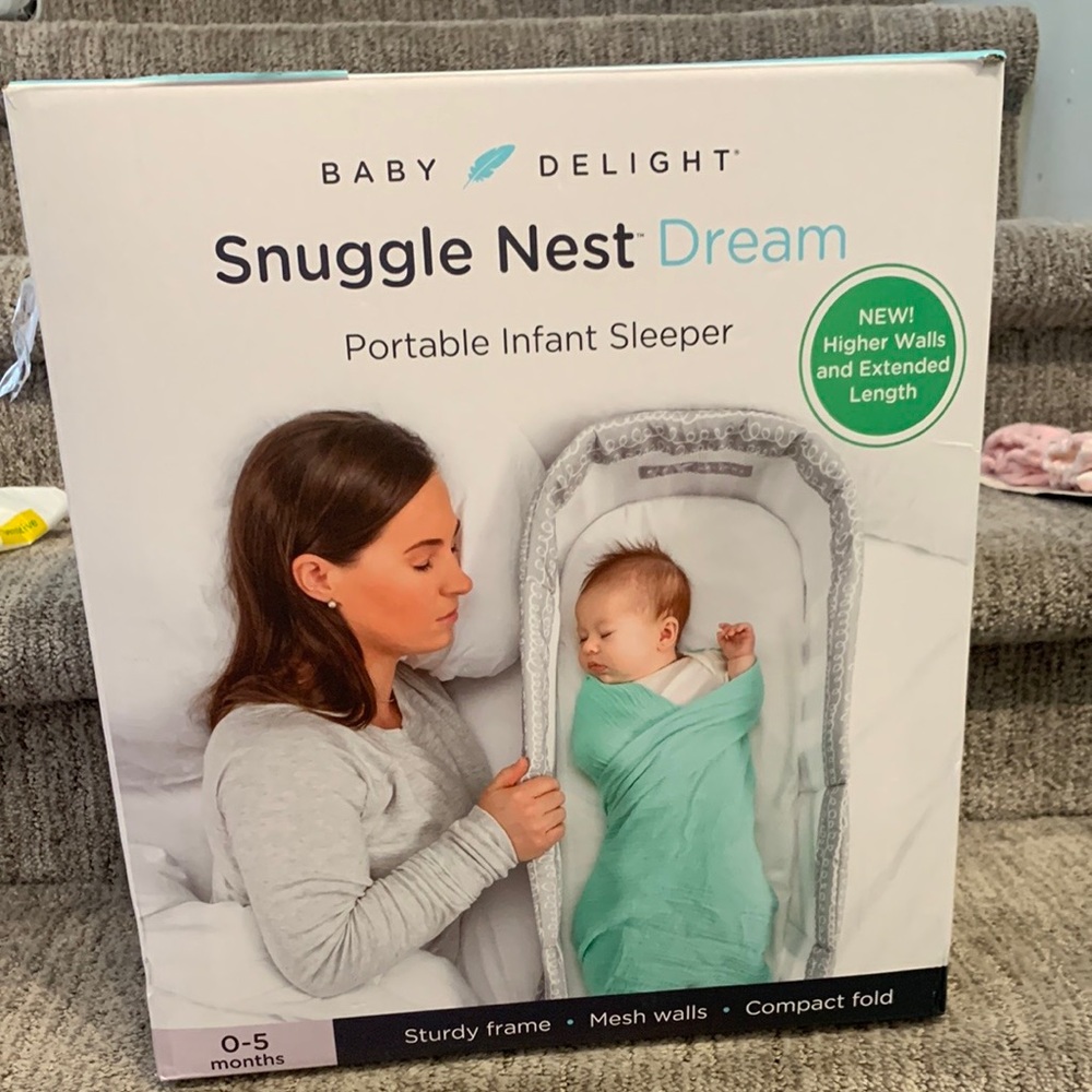 Portable infant Sleeper